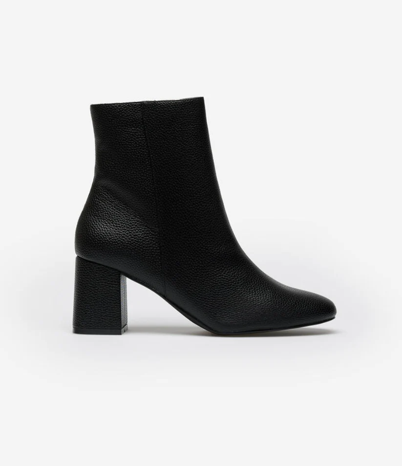 Vittoria Boots